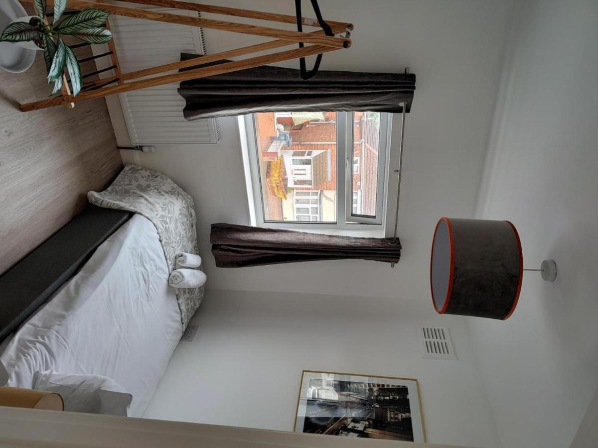 Wavertree Drive 3 Bed Contractor Home In Leicester Luaran gambar